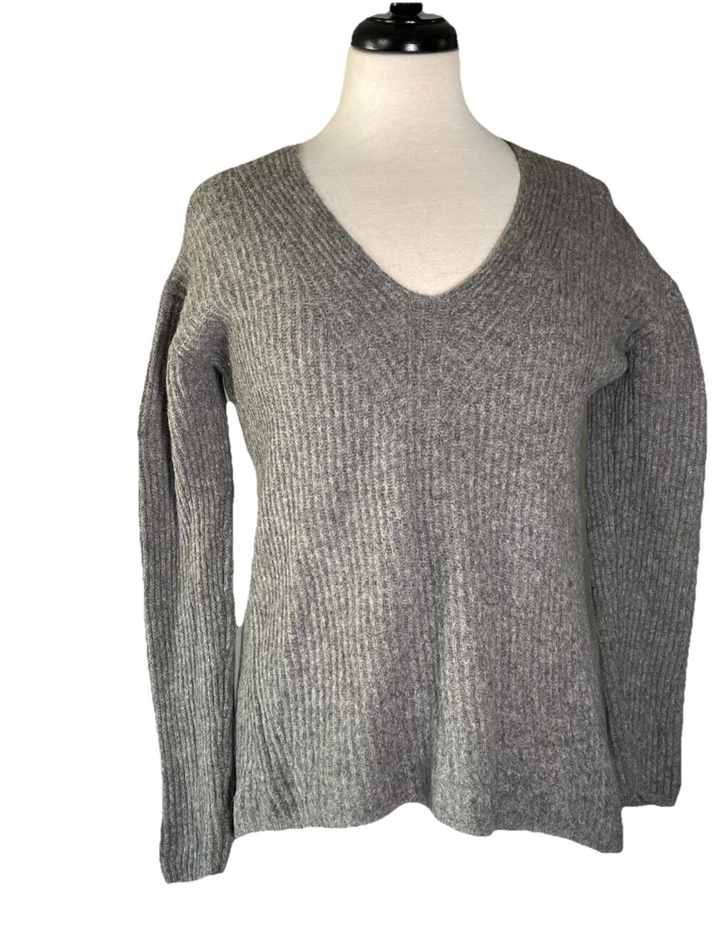 MADEWELL Soft Gray Merino Wool V-neck Sweater XS